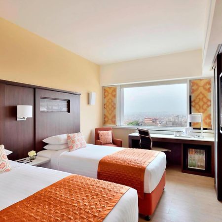 Hotel Fairfield By Marriott Kathmandu Exterior foto
