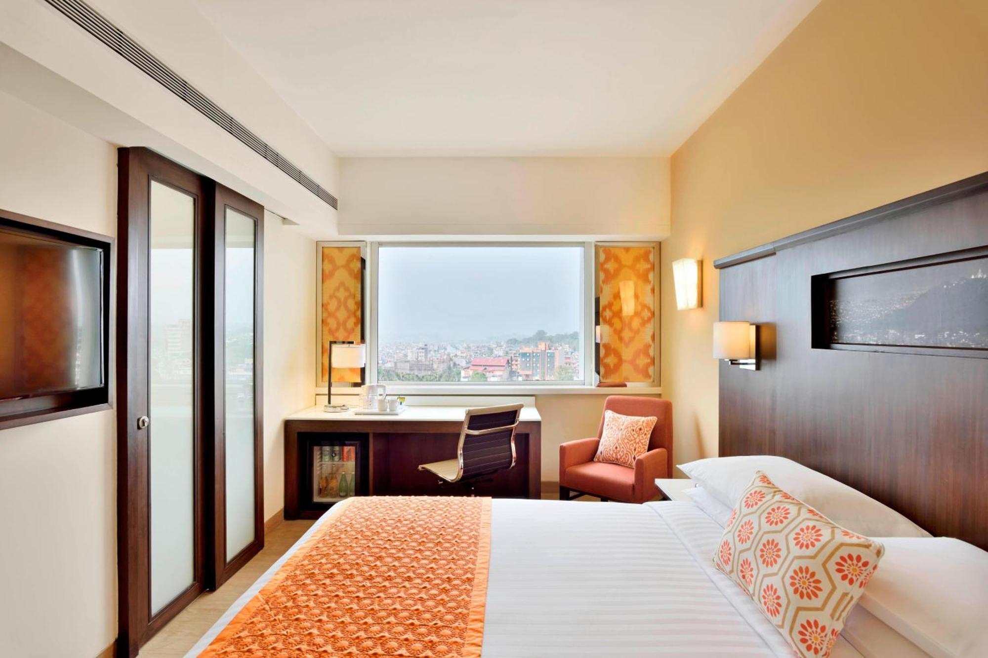 Hotel Fairfield By Marriott Kathmandu Exterior foto